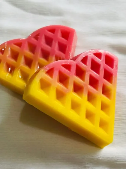 These dual-shaded, heart-shaped waffle soaps are loved by my little clients. Made with pure goat milk, almond oil, and Vitamin E, they are extra soft and supple on sensitive skin.
