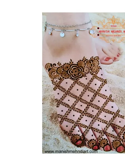 A modern and stylish foot design with a geometric net pattern covering the top of the foot. The floral band at the ankle adds a touch of traditional elegance.