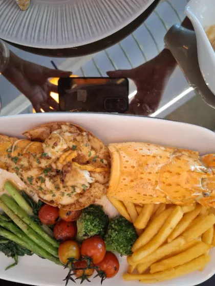 A spectacular lobster thermidor from DOS. This dish was a highlight, perfectly cooked and beautifully presented.