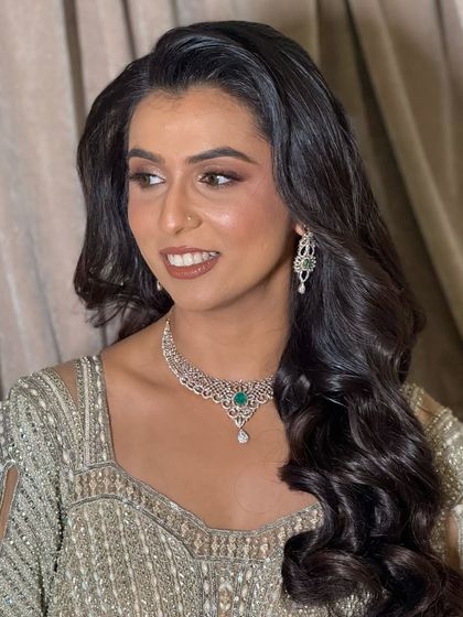 Elegant Reception & Party Looks photo 18