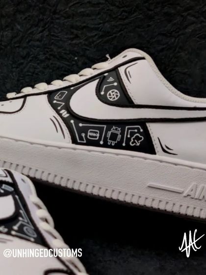 A close-up of the tech glyphs on the custom AF1. How many of these symbols do you recognize?