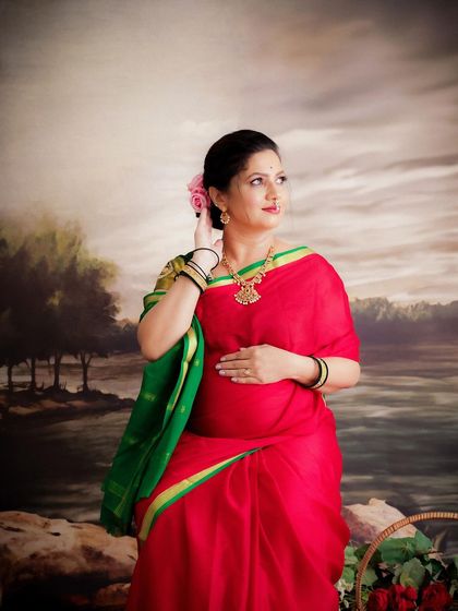 Solo Radiance: Portraits of the Mother-to-Be photo 155