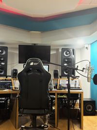 Custom Rap Songwriting & Features