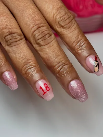 A detailed shot of the cricket bat and the number 18 from the birthday-themed set. I can incorporate names, numbers, or symbols to make your nails truly one-of-a-kind.
