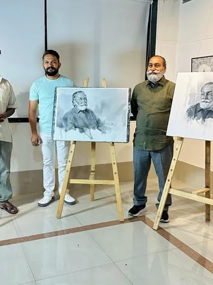 The three demonstrating artists with our respective portraits of the master artist, Umakant Kanade sir.