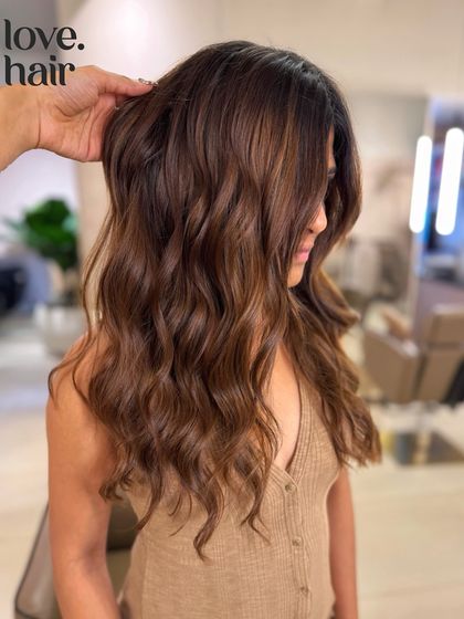 Another angle of the 'Nutella' look, highlighting the healthy, glossy finish of this single-process colour.