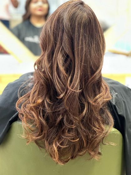 Ali Barbiere - Haircuts & Styling Rich Brunettes & Warm Tones photo 32