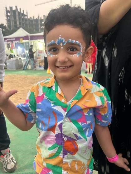 Face Painting & Glitter Bar photo 14