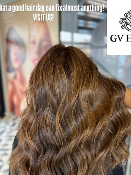 Hair so healthy, it’s practically glowing. This rich brown color looks vibrant and full of life.