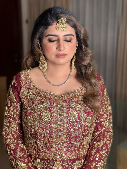 Glam Reception & Sangeet Looks photo 12