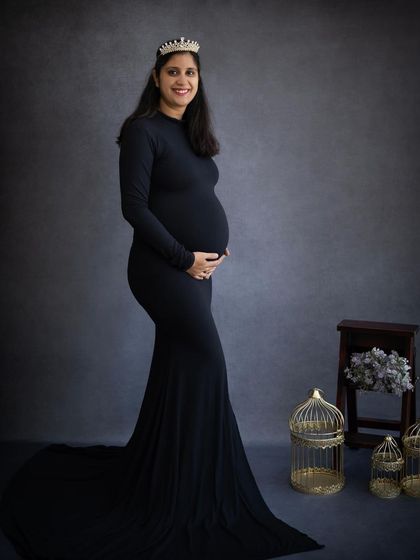 Lens And Stories - Maternity Photography The Glow of Motherhood: Solo Portraits photo 25