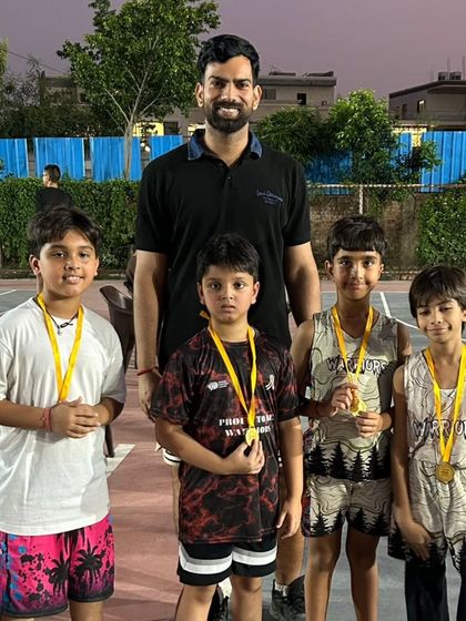 A post-match photo with some of the U-10 players. They all received medals for their participation and effort in the game against Insfire.