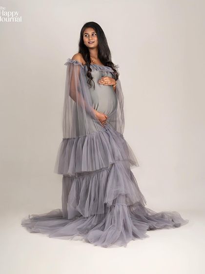 Pooja - Maternity & Newborn Photography Elegant Maternity Gowns photo 9