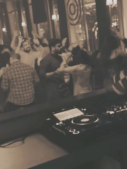 Shawn - Event DJ & VJ Services Electrifying Club Nights photo 15