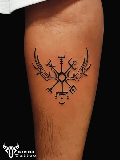 We are passionate about bringing ancient symbols to life with a modern touch. This Vegvísir, or Norse compass, was customized with antlers to create a unique symbol of guidance and protection for the wearer's journey.