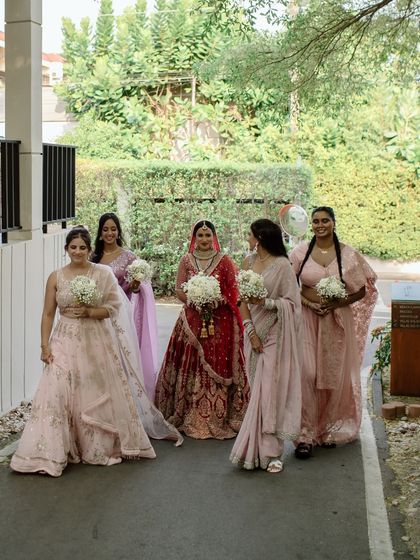 The People Who Make Us: Friends & Family photo 4