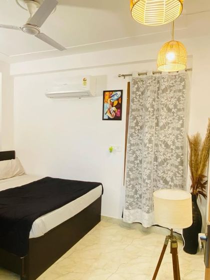 Romantic Bedroom Escapes photo 6