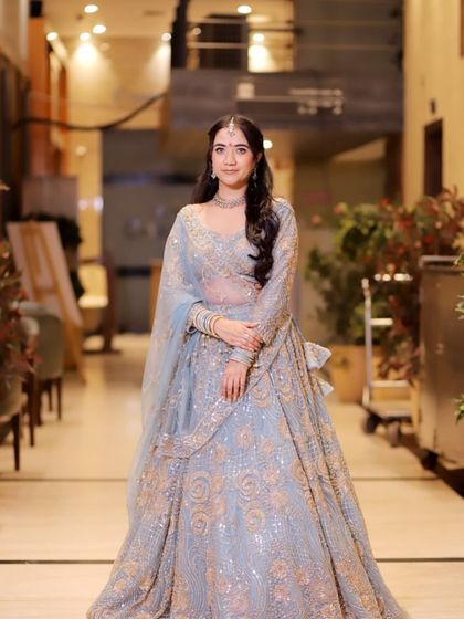 Another beautiful shot of Bhumika at her engagement. Her full look, from the lehenga to the makeup, is pure elegance.