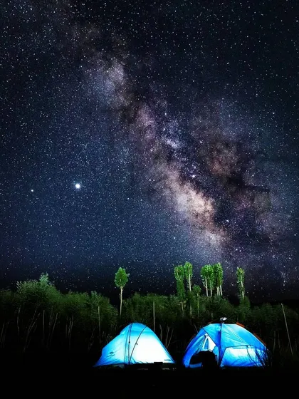 Far from the city's glow, the night sky reveals its true splendor. At my selected campsites, you can witness the Milky Way in all its glory, a truly magical experience that reminds us of our place in the universe.