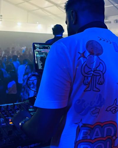 Club & Festival DJ Performance