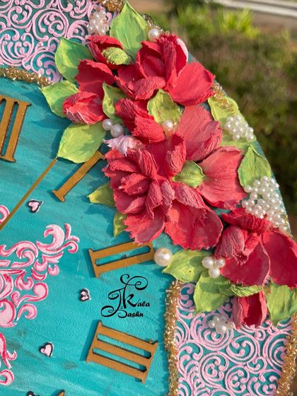 Jashn-e-Kala by Sakshi - Custom Russian Sculpture Decor Custom Wall Clocks photo 29