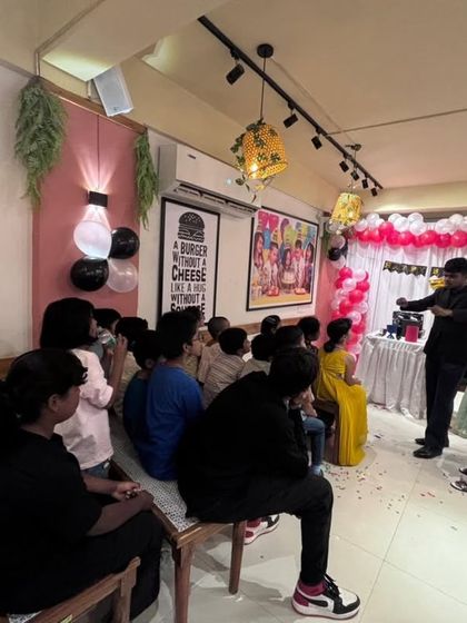 Birthday Party Magic photo 5