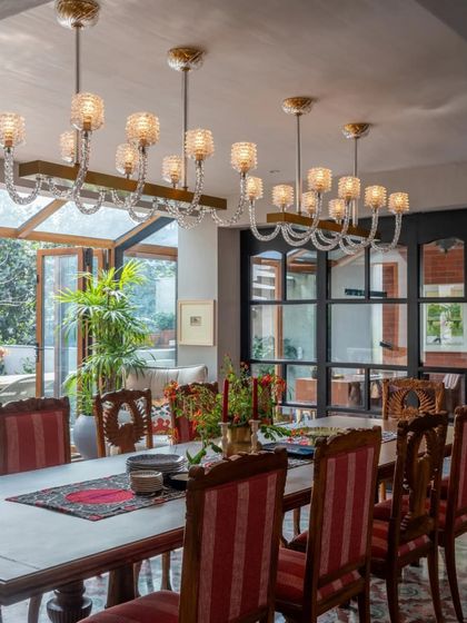 Full-Scale Transformations: International Residences photo 9