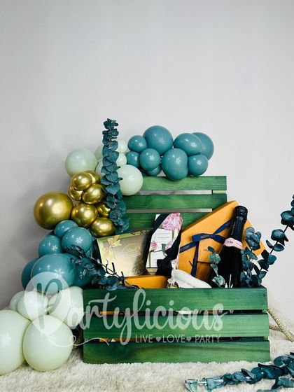 Personalized Balloon Bouquets & Hampers photo 35