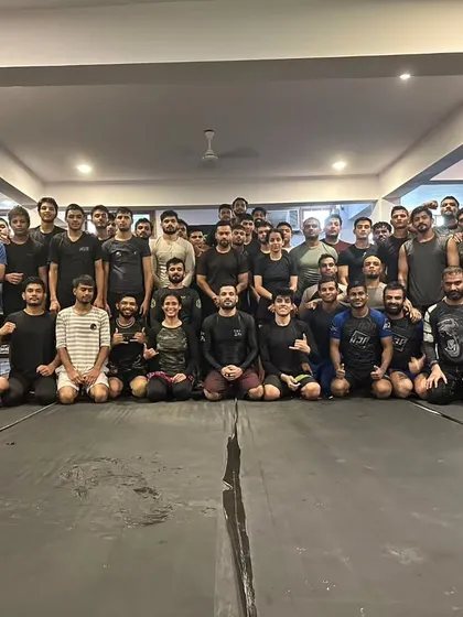 Gratitude. A full house, a strong team. We are grateful for the community we have built.