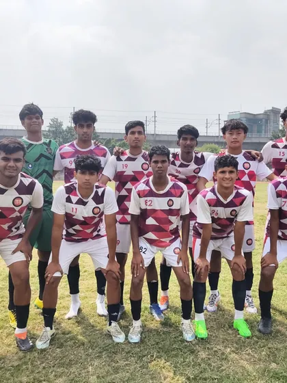 The U-19 team photo before taking on BBFS Delhi.