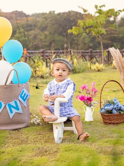 Birthday Milestones & Cake Smash Fun photo 18