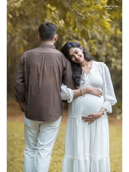 A portrait showing the mother-to-be leaning on her partner's shoulder. It’s a pose that conveys trust, comfort, and the supportive partnership that is so important during pregnancy.