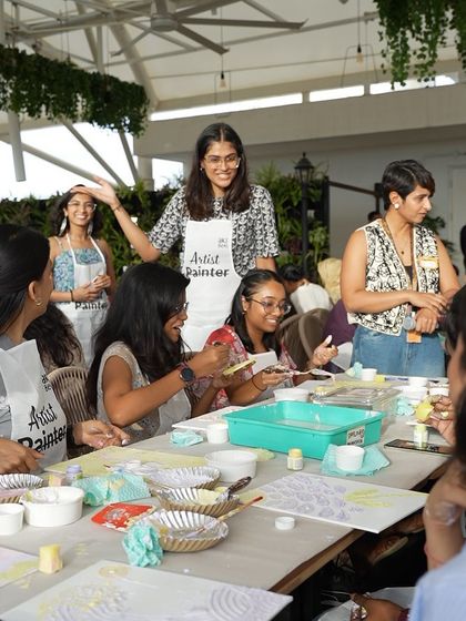 Our founder, Namratha, interacting with the team during the Meesho workshop. We love connecting with participants and sharing our passion for art.
