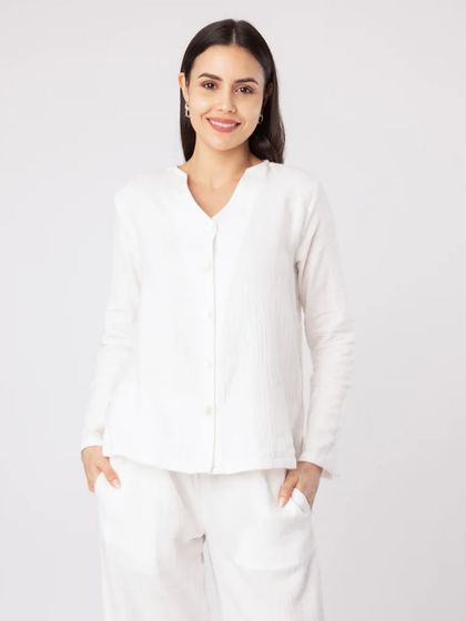 Deepti Purshotham - Commercial & Editorial Makeup Luminous & Natural Makeup photo 19