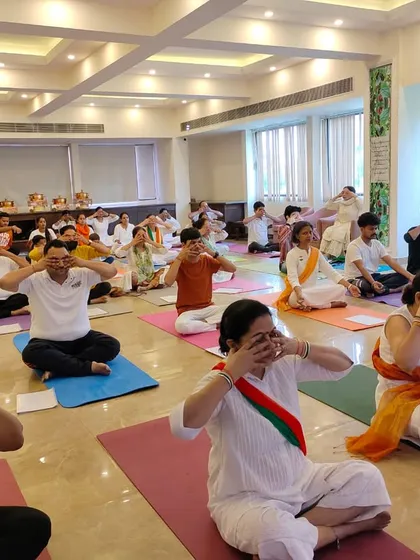 Participants practice Bhramari Pranayama (Bee Breath) during our Independence Day celebration. This calming breathwork was a perfect way to find inner peace amidst the festivities.