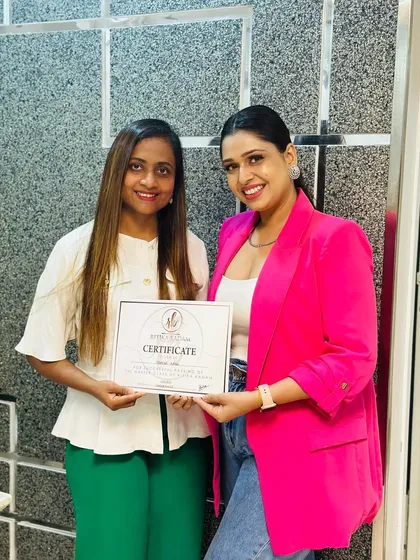 Certified by the master of hairstyling, Ritika Kadam. It has always been a dream to learn from her, and I'm so grateful that I could make it a reality. Continuous learning is key.