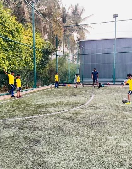 Elite Soccer School - Youth Football Coaching Programs Youth Development (Ages 6-10) photo 44