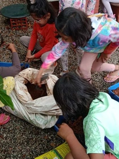 The Earth School - Montessori Primary & Elementary Program Hands-On Science & Nature Study photo 64