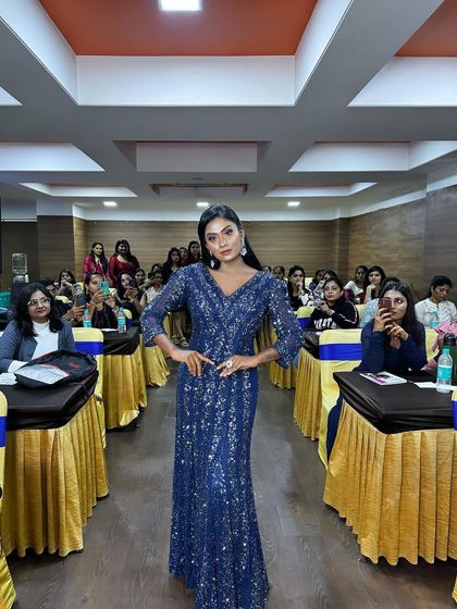 Asmitha Makeover Artistry - Bridal & Event Makeovers AMA Academy: Learn From The Pro photo 20