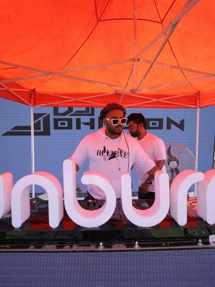 Focused and in the mix at Sunburn. Playing a festival set requires intense concentration and the ability to read a very large and diverse crowd.