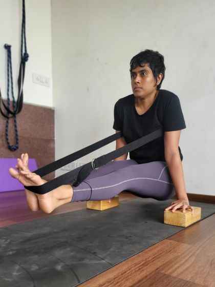 Nirakula Yoga - 200-Hour Yoga Teacher Training (RYT 200) Mastering with Props: Deepening Your Practice photo 3