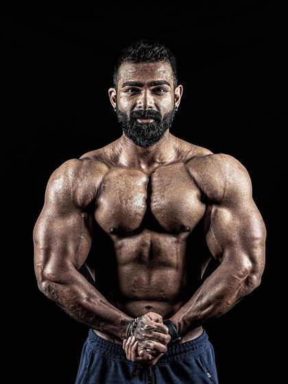 Abhinay - Mentorship for Fitness Professionals The Art of Physique: Posing & Conditioning photo 4