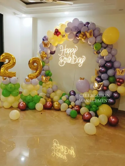 A final look at the playful and festive balloon arch, perfect for anyone who loves color and wants a lively backdrop for their birthday photos.