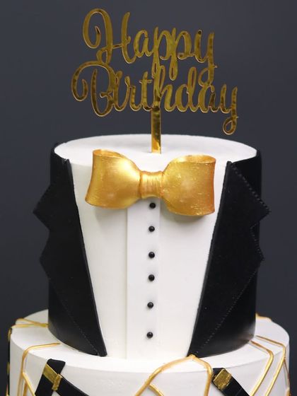 The Bakistry - Custom & Designer Cakes Elegant Cakes for Milestone Moments photo 28