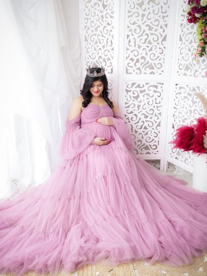 Solo Radiance: Portraits of the Mother-to-Be photo 156