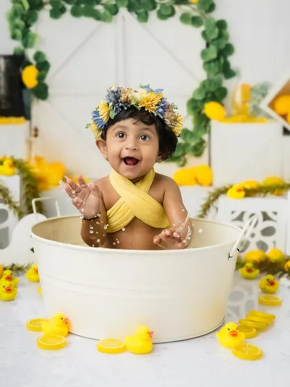 Splish, splash, having a blast! The action shots from these tub time sessions are always so full of life and energy.