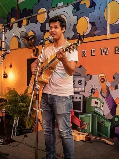 On stage at Brewbot for a public jam session. I love the energy of a pub gig. It’s all about having fun, connecting with the crowd, and just playing some good music.
