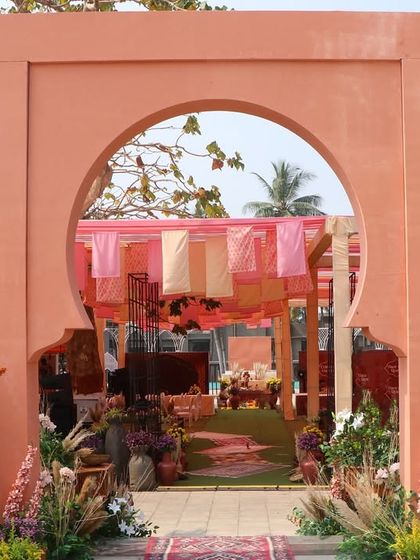 Vibrant Haldi & Mehendi Functions photo 23