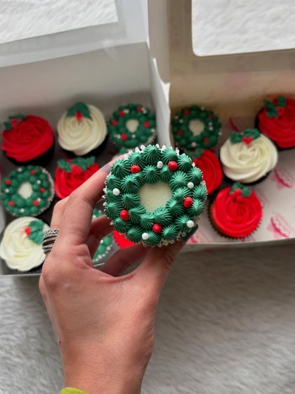 Drishtii Anandd - Custom Cupcakes & Dessert Gifting Custom Themed Cupcakes photo 19