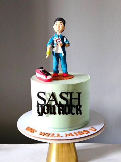 Pink Frost Patisserie - Handcrafted Edible Figurines & Toppers Personalized Story Toppers photo 12